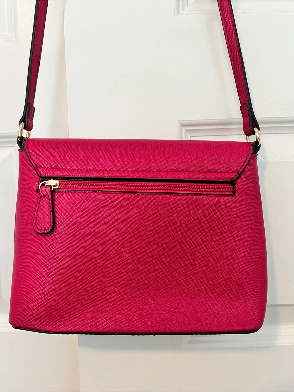 Women's Fuchsia Crossbody Bag - Sleek Everyday Shoulder Bag